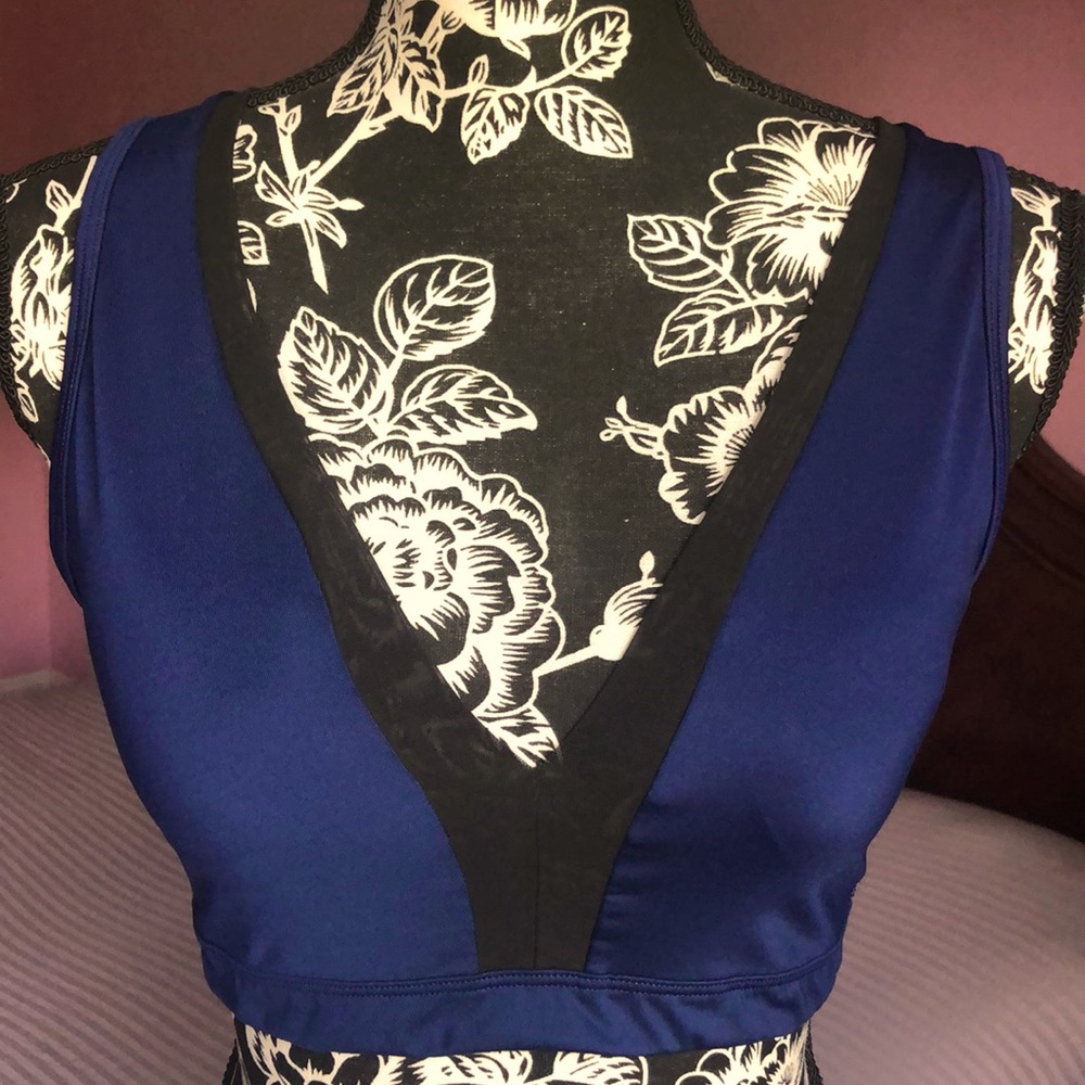 Victoria’s Secret sport bra